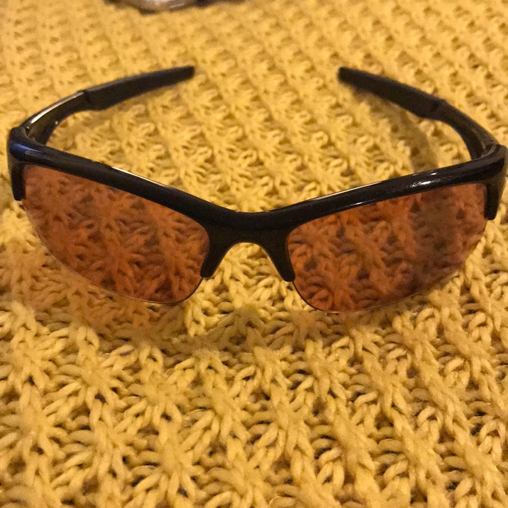 Oakley’s sportswear sunglasses